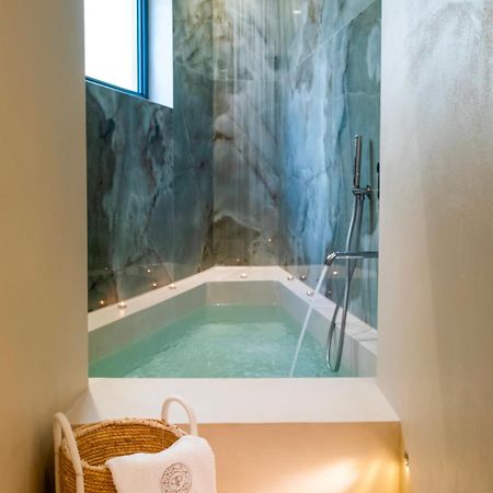 Palazzo Paisiello - Luxury Rooms レッチェ エクステリア 写真