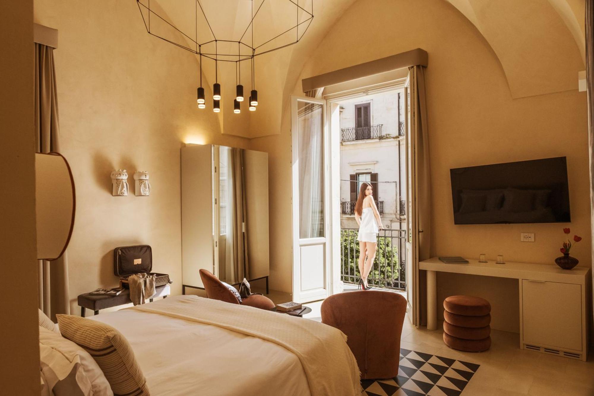 Palazzo Paisiello - Luxury Rooms レッチェ エクステリア 写真